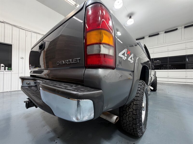 2000 Chevrolet Silverado 2500 LS 4X4 6.0L V8 / Leather Seats / 114K MILES / 2500HD / LOCAL TRUCK / BRAND NEW TIRES - Photo 56 - Gladstone, OR 97027