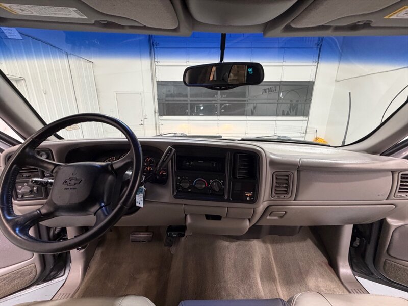 2000 Chevrolet Silverado 2500 LS 4X4 6.0L V8 / Leather Seats / 114K MILES / 2500HD / LOCAL TRUCK / BRAND NEW TIRES - Photo 37 - Gladstone, OR 97027