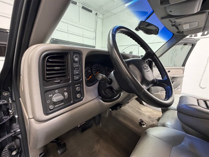 2000 Chevrolet Silverado 2500 LS 4X4 6.0L V8 / Leather Seats / 114K MILES / 2500HD / LOCAL TRUCK / BRAND NEW TIRES - Photo 35 - Gladstone, OR 97027