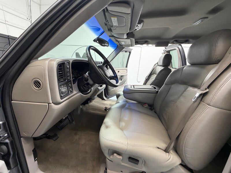 2000 Chevrolet Silverado 2500 LS 4X4 6.0L V8 / Leather Seats / 114K MILES / 2500HD / LOCAL TRUCK / BRAND NEW TIRES - Photo 13 - Gladstone, OR 97027