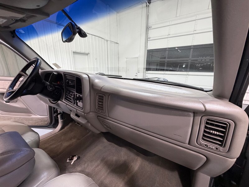 2000 Chevrolet Silverado 2500 LS 4X4 6.0L V8 / Leather Seats / 114K MILES / 2500HD / LOCAL TRUCK / BRAND NEW TIRES - Photo 36 - Gladstone, OR 97027