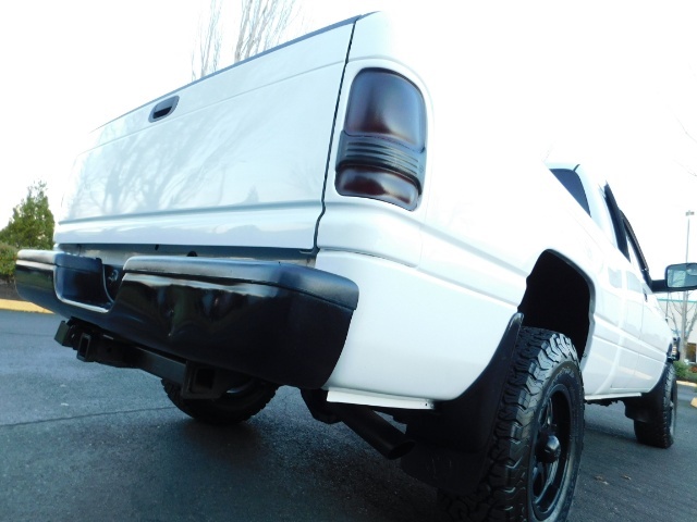 1998 Dodge Ram 1500 Laramie SLT / 4X4 / Quad Cab / V8 5.9L / Long Bed   - Photo 11 - Portland, OR 97217