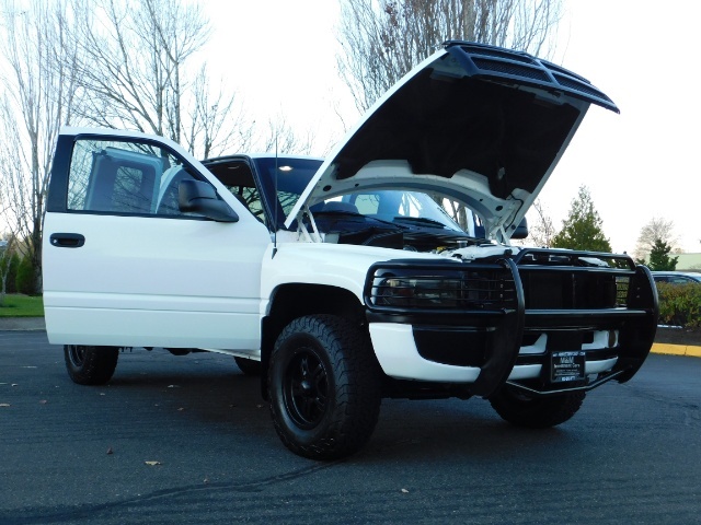 1998 Dodge Ram 1500 Laramie SLT / 4X4 / Quad Cab / V8 5.9L / Long Bed   - Photo 27 - Portland, OR 97217