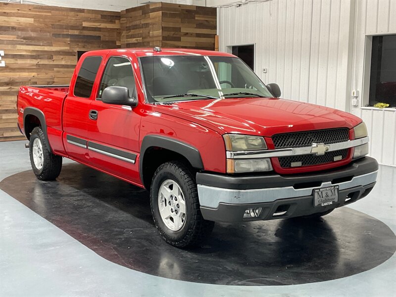 2004 Chevrolet Silverado 1500 LS 4X4 / 5.3L V8 / LOCAL NO RUST / LOW MILES   - Photo 2 - Gladstone, OR 97027