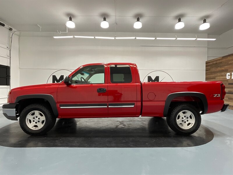 2004 Chevrolet Silverado 1500 LS 4X4 / 5.3L V8 / LOCAL NO RUST / LOW MILES   - Photo 3 - Gladstone, OR 97027