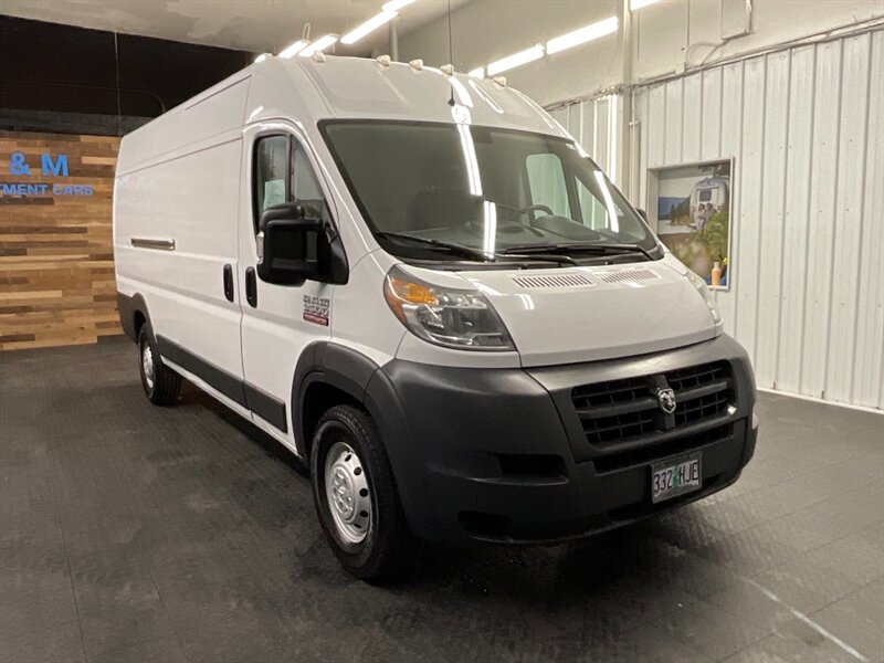 2014 RAM ProMaster 3500 CARGO VAN / 3.0L DIESEL / HIGHROOF EXTENDED  1-TON / DIESEL / 1-OWNER / Camera - Photo 2 - Gladstone, OR 97027