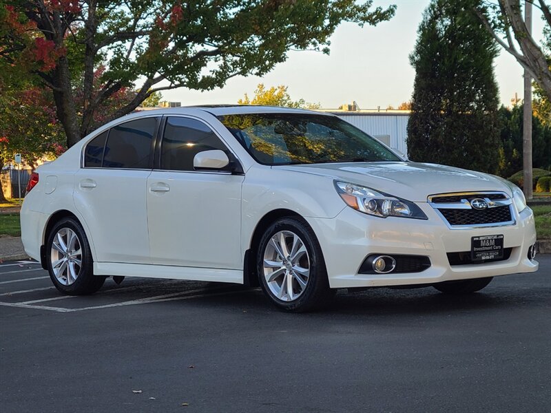 2013 Subaru Legacy 3.6R Limited 256HP Boxer / AWD / 1-OWNER / 98K MLS  / NAVi / EYE-SIGHT / SUN ROOF / LEATHER / LOW MILES - Photo 2 - Portland, OR 97217