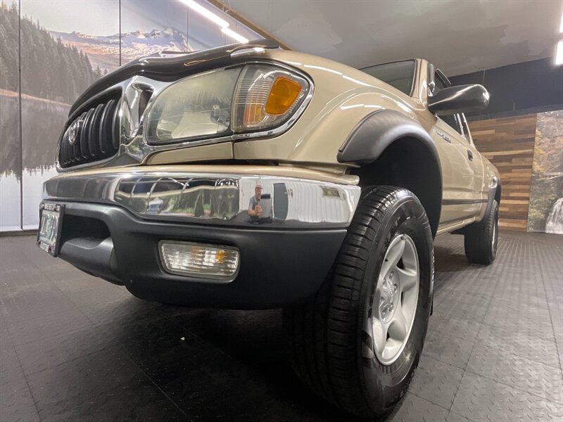 2004 Toyota Tacoma SR5 4X4 / 2.7L 4Cyl / SUPER CLEAN / 101,000 MILES   - Photo 9 - Gladstone, OR 97027