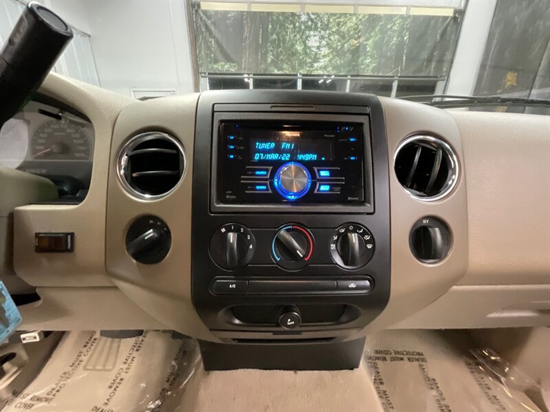 2007 Ford F-150 XLT Super Cab 4X4 / 5.4L V8 / ONLY 69,000 MILES  LOCAL OREGON TRUCK / RUST FREE / 6.5FT BED / SHARP & CLEAN !! - Photo 19 - Gladstone, OR 97027