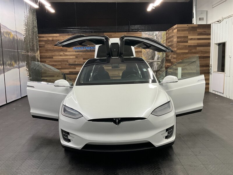 2018 Tesla Model X 75D Sport Utility AWD / 3RD SEAT/ FULL  AUTO PILOT  22 " Black Turbine Wheels / Full Self Driving Downloaded / Bucket Seats / 39,000 MILES - Photo 7 - Gladstone, OR 97027