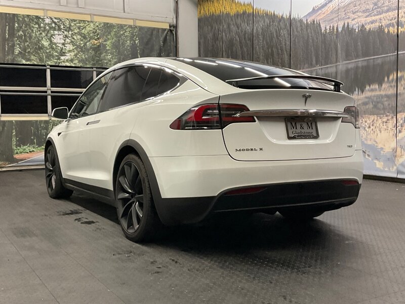 2018 Tesla Model X 75D Sport Utility AWD / 3RD SEAT/ FULL  AUTO PILOT  22 " Black Turbine Wheels / Full Self Driving Downloaded / Bucket Seats / 39,000 MILES - Photo 45 - Gladstone, OR 97027