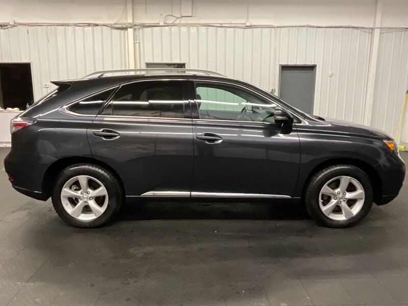 2010 Lexus RX 350 Sport Utility AWD / Leather / Navigation  Heated & Cooled Leather Seats / Navigation & Backup Camera / Sunroof / SHARP & CLEAN !! - Photo 4 - Gladstone, OR 97027