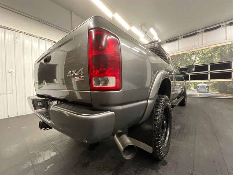 2006 Dodge Ram 3500 SLT MEGACAB 4X4/ 5.9L DIESEL /6-SPEED / 87,000 MIL  1-OWNER LOCAL CAR / RUST FREE / 1-TON / MEGACAB / 6-SPEED MANUAL / LIFTED / SHARP & CLEAN !! - Photo 11 - Gladstone, OR 97027