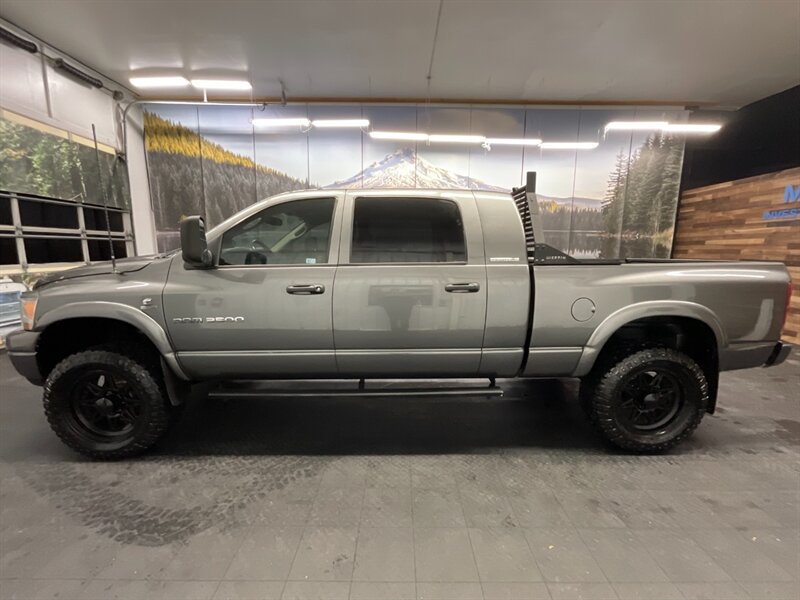 2006 Dodge Ram 3500 SLT MEGACAB 4X4/ 5.9L DIESEL /6-SPEED / 87,000 MIL  1-OWNER LOCAL CAR / RUST FREE / 1-TON / MEGACAB / 6-SPEED MANUAL / LIFTED / SHARP & CLEAN !! - Photo 3 - Gladstone, OR 97027