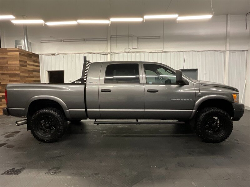 2006 Dodge Ram 3500 SLT MEGACAB 4X4/ 5.9L DIESEL /6-SPEED / 87,000 MIL  1-OWNER LOCAL CAR / RUST FREE / 1-TON / MEGACAB / 6-SPEED MANUAL / LIFTED / SHARP & CLEAN !! - Photo 4 - Gladstone, OR 97027