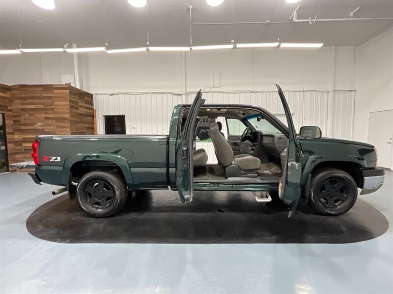 2004 Chevrolet Silverado 1500 Z71 4X4 / 5.3L V8 / LOCAL TRUCK / 119K MILES  / CLEAN TRUCK - Photo 12 - Gladstone, OR 97027