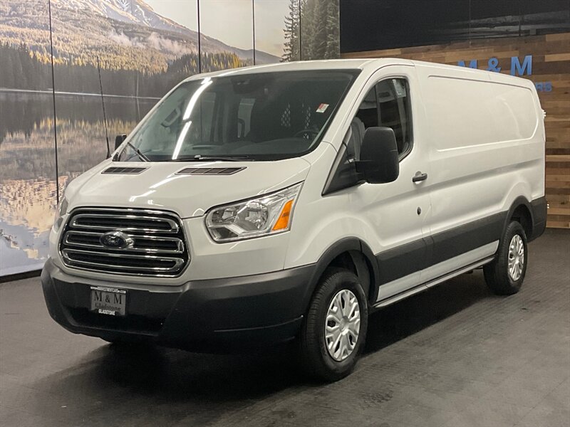 2017 Ford Transit   - Photo 1 - Gladstone, OR 97027