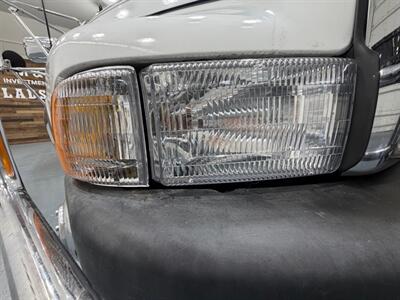1994 Dodge Ram 3500 Laramie SLT Regular Cab DUALLY 8.0L V10 74K / 5SPD  /BRAND NEW TIRES - Photo 26 - Gladstone, OR 97027