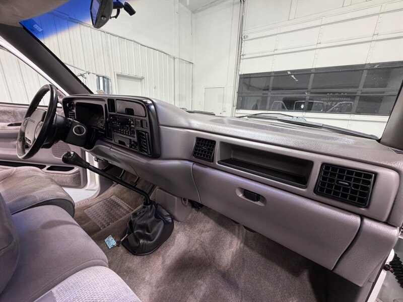 1994 Dodge Ram 3500 Laramie SLT Regular Cab DUALLY 8.0L V10 74K / 5SPD  /BRAND NEW TIRES - Photo 18 - Gladstone, OR 97027