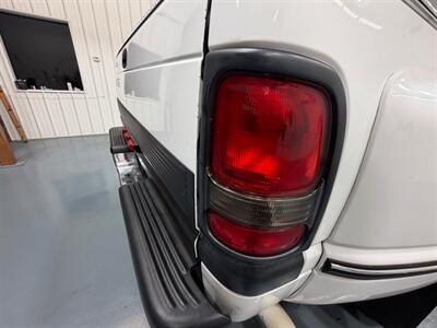 1994 Dodge Ram 3500 Laramie SLT Regular Cab DUALLY 8.0L V10 74K / 5SPD  /BRAND NEW TIRES - Photo 29 - Gladstone, OR 97027