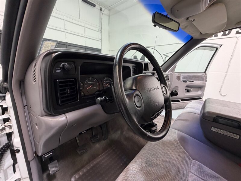 1994 Dodge Ram 3500 Laramie SLT Regular Cab DUALLY 8.0L V10 74K / 5SPD  /BRAND NEW TIRES - Photo 19 - Gladstone, OR 97027