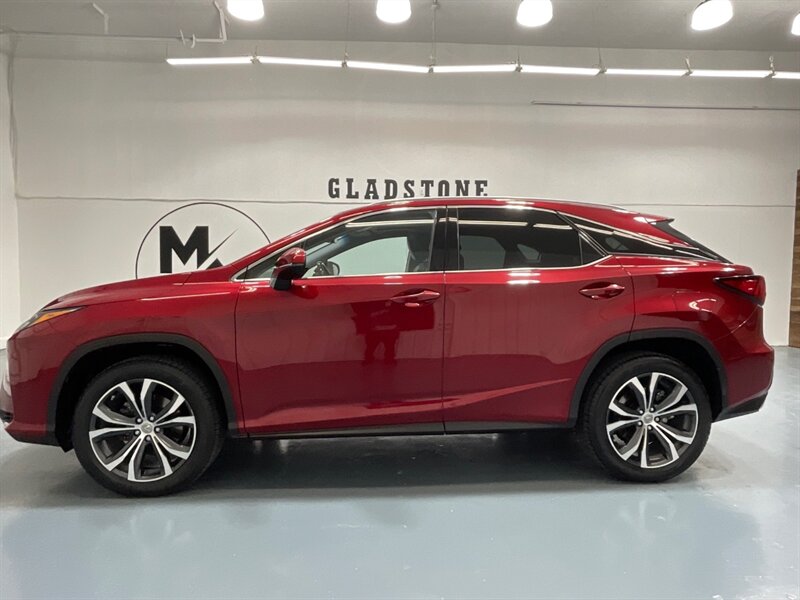 2016 Lexus RX 350 AWD / 1-OWNER / NEW TIRES / GREAT SERVICE HISTORY / ZERO RUST / Leather w. Heated & Cooled Seats / Navi & Rear View Camera - Photo 3 - Gladstone, OR 97027
