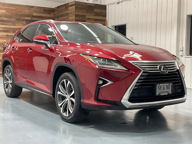 2016 Lexus RX 350 AWD / 1-OWNER / NEW TIRES / GREAT SERVICE HISTORY / ZERO RUST / Leather w. Heated & Cooled Seats / Navi & Rear View Camera - Photo 2 - Gladstone, OR 97027