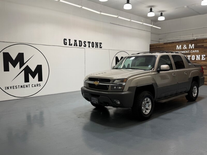 2002 Chevrolet Avalanche 2500 8.1L 4X4 / LEATHER / SUNROOF / ONLY 87K MILES / LOCAL RUST FREE / LOW MILES - Photo 36 - Gladstone, OR 97027