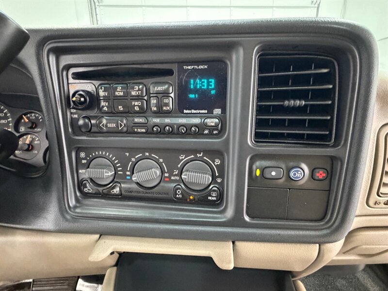 2002 Chevrolet Avalanche 2500 8.1L 4X4 / LEATHER / SUNROOF / ONLY 87K MILES / LOCAL RUST FREE / LOW MILES - Photo 20 - Gladstone, OR 97027