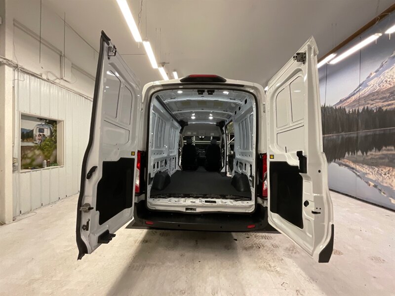 2021 Ford Transit Cargo Van 150 / 3.5L V6 / Medium Roof 148 " WB  / 1-OWNER / Backup Camera / Leather Seats - Photo 9 - Gladstone, OR 97027