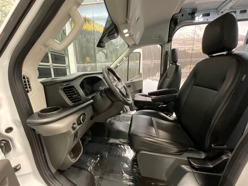 2021 Ford Transit Cargo Van 150 / 3.5L V6 / Medium Roof 148 " WB  / 1-OWNER / Backup Camera / Leather Seats - Photo 16 - Gladstone, OR 97027