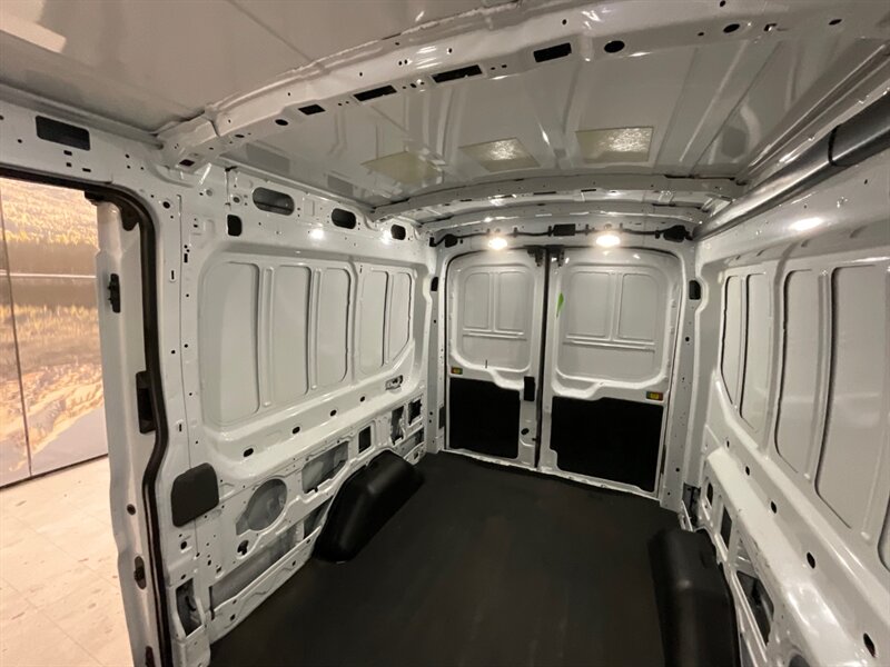 2021 Ford Transit Cargo Van 150 / 3.5L V6 / Medium Roof 148 " WB  / 1-OWNER / Backup Camera / Leather Seats - Photo 13 - Gladstone, OR 97027