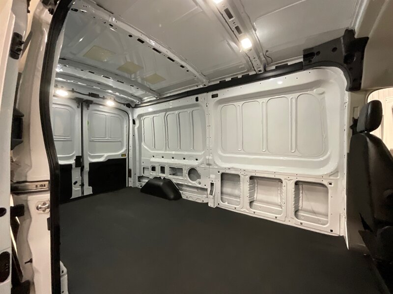 2021 Ford Transit Cargo Van 150 / 3.5L V6 / Medium Roof 148 " WB  / 1-OWNER / Backup Camera / Leather Seats - Photo 12 - Gladstone, OR 97027