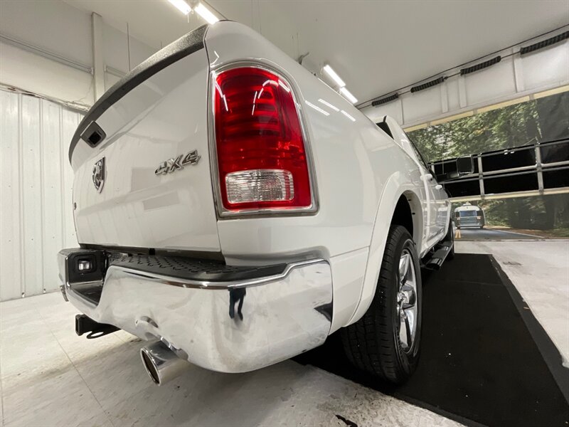 2015 RAM 1500 Laramie Crew Cab 4X4 / 5.7L HEMI / 78,000 MILES  / Leather & Heated seats - Photo 11 - Gladstone, OR 97027