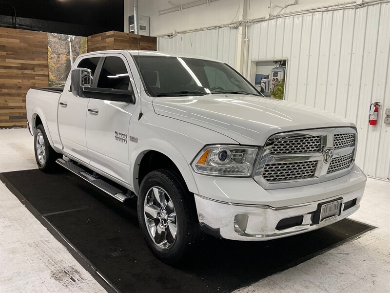 2015 RAM 1500 Laramie Crew Cab 4X4 / 5.7L HEMI / 78,000 MILES  / Leather & Heated seats - Photo 2 - Gladstone, OR 97027