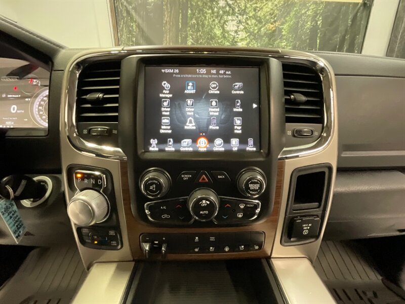 2015 RAM 1500 Laramie Crew Cab 4X4 / 5.7L HEMI / 78,000 MILES  / Leather & Heated seats - Photo 19 - Gladstone, OR 97027