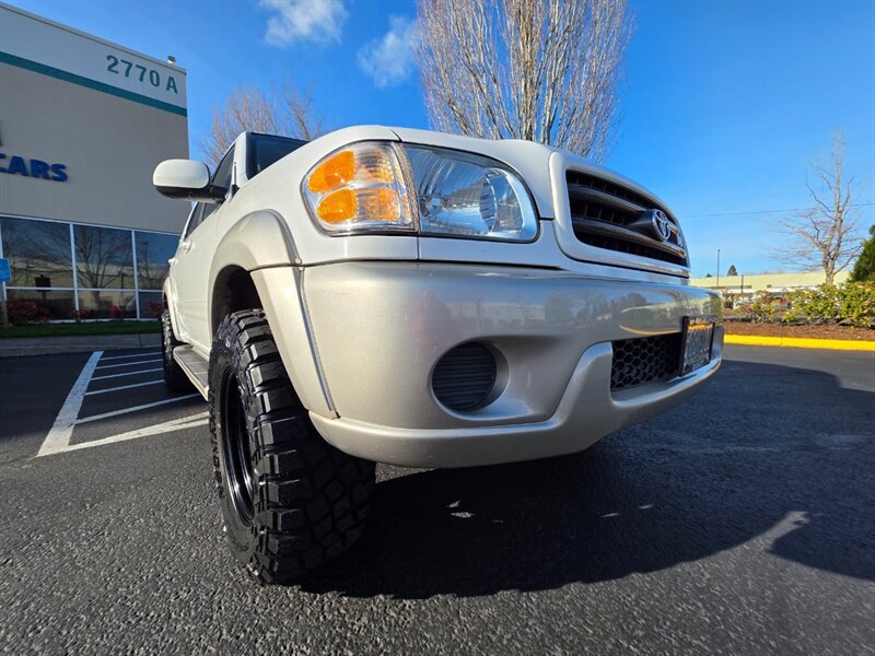 2001 Toyota Sequoia V8 4.7L / 3RD SEAT / NEW TIMING BELT / LIFTED / NEW WHEELS / NEW TIRES / LOW MILES - Photo 10 - Portland, OR 97217