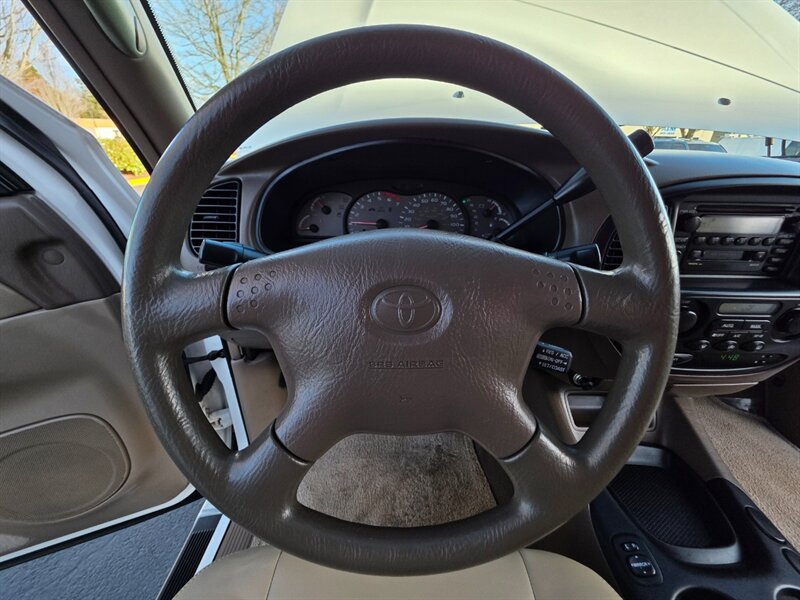 2001 Toyota Sequoia V8 4.7L / 3RD SEAT / NEW TIMING BELT / LIFTED / NEW WHEELS / NEW TIRES / LOW MILES - Photo 39 - Portland, OR 97217