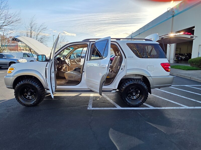 2001 Toyota Sequoia V8 4.7L / 3RD SEAT / NEW TIMING BELT / LIFTED / NEW WHEELS / NEW TIRES / LOW MILES - Photo 21 - Portland, OR 97217