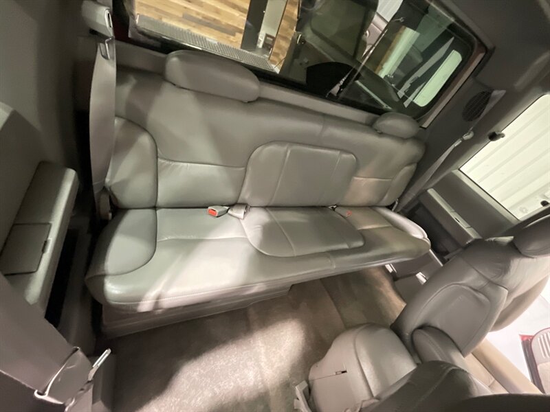 1995 GMC Sierra 1500 SLT K1500 Z-71 OFF RD 4X4 / 5.7L V8 /89,000 MILES /Power Leather Seats / ZERO RUST - Photo 13 - Gladstone, OR 97027