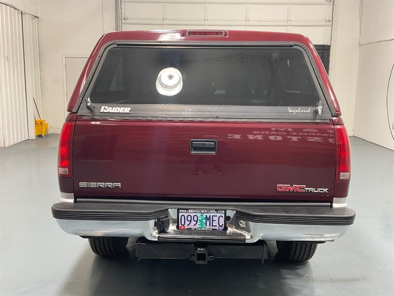 1995 GMC Sierra 1500 SLT K1500 Z-71 OFF RD 4X4 / 5.7L V8 /89,000 MILES /Power Leather Seats / ZERO RUST - Photo 6 - Gladstone, OR 97027