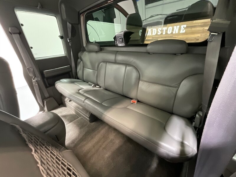 1995 GMC Sierra 1500 SLT K1500 Z-71 OFF RD 4X4 / 5.7L V8 /89,000 MILES /Power Leather Seats / ZERO RUST - Photo 12 - Gladstone, OR 97027