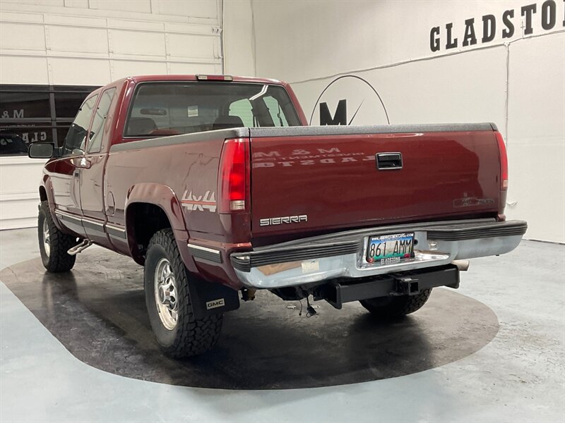 1997 GMC Sierra 2500 SLE Extended Cab 4X4 / 5.7L V8 / LOCAL TRUCK  / NO RUST / CLEAN - Photo 8 - Gladstone, OR 97027