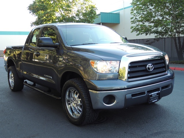 2007 Toyota Tundra SR5/ 4X4 / Crew Cab/ 4.7L 8Cyl / Excel Cond - Photo 2 - Portland, OR 97217