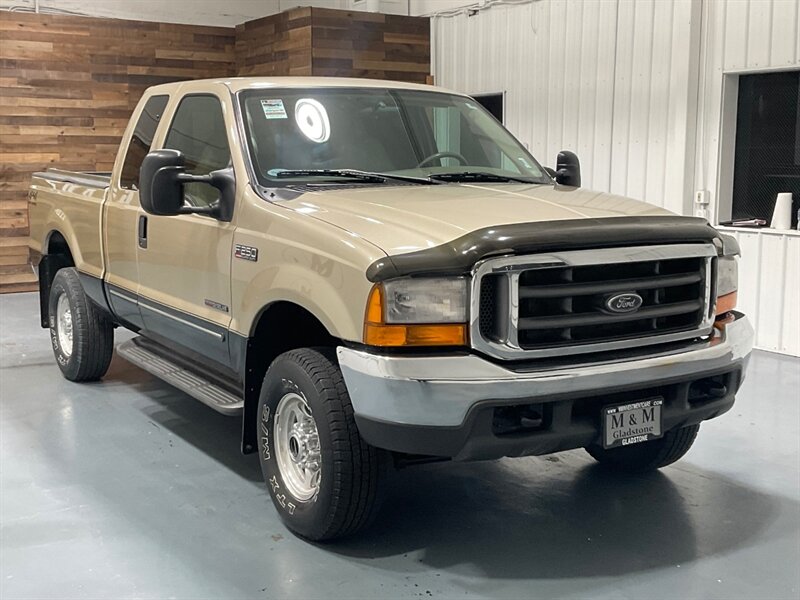 2000 Ford F-250 Lariat 4X4 7.3L DIESEL /Short Bed / 65,000 MILES / Leather Seats / ZERO RUST - Photo 2 - Gladstone, OR 97027