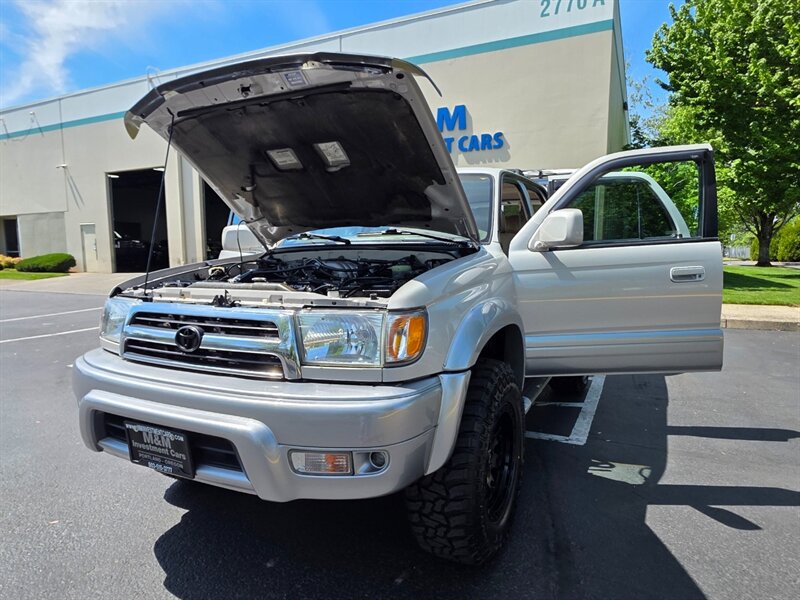 2000 Toyota 4Runner Limited 4X4 / V6 3.4 L / NEW TIMING BELT + WATER PUMP / NEW LIFT /NEW WHEELS / NEW TIRES / LEATHER / 147K MILES ONLY - Photo 26 - Portland, OR 97217