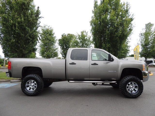 2007 Chevrolet Silverado 3500 LT / 4X4 / 6.6L DURAMAX DIESEL / LongBed / LIFTED   - Photo 4 - Portland, OR 97217