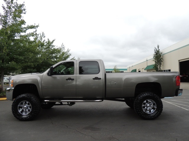 2007 Chevrolet Silverado 3500 LT / 4X4 / 6.6L DURAMAX DIESEL / LongBed / LIFTED   - Photo 3 - Portland, OR 97217