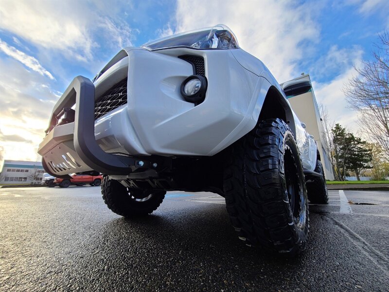 2018 Toyota 4Runner 4X4 V6 / UPGRADES / LADDER / BULL BAR / LIFTED  / LED's / NEW WHEELS + TIRES / 1-OWNER - Photo 10 - Portland, OR 97217