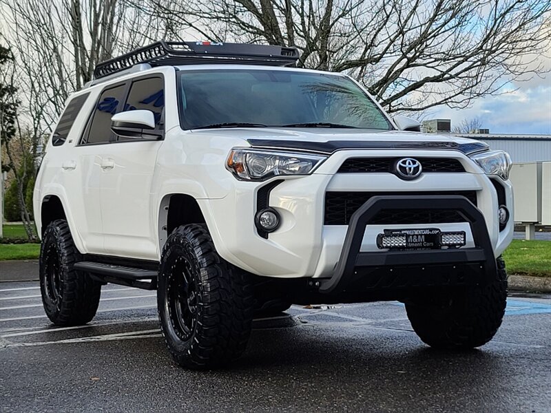 2018 Toyota 4Runner 4X4 V6 / UPGRADES / LADDER / BULL BAR / LIFTED  / LED's / NEW WHEELS + TIRES / 1-OWNER - Photo 68 - Portland, OR 97217